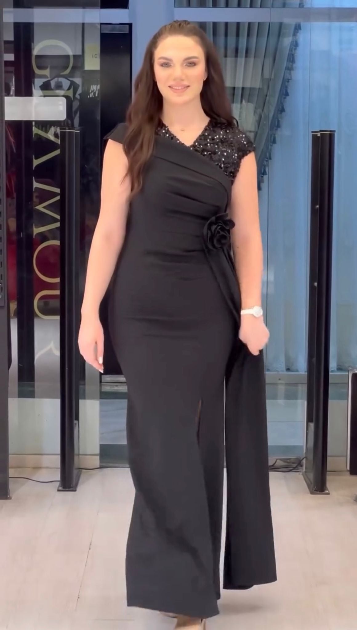 ROCHIE LAURA