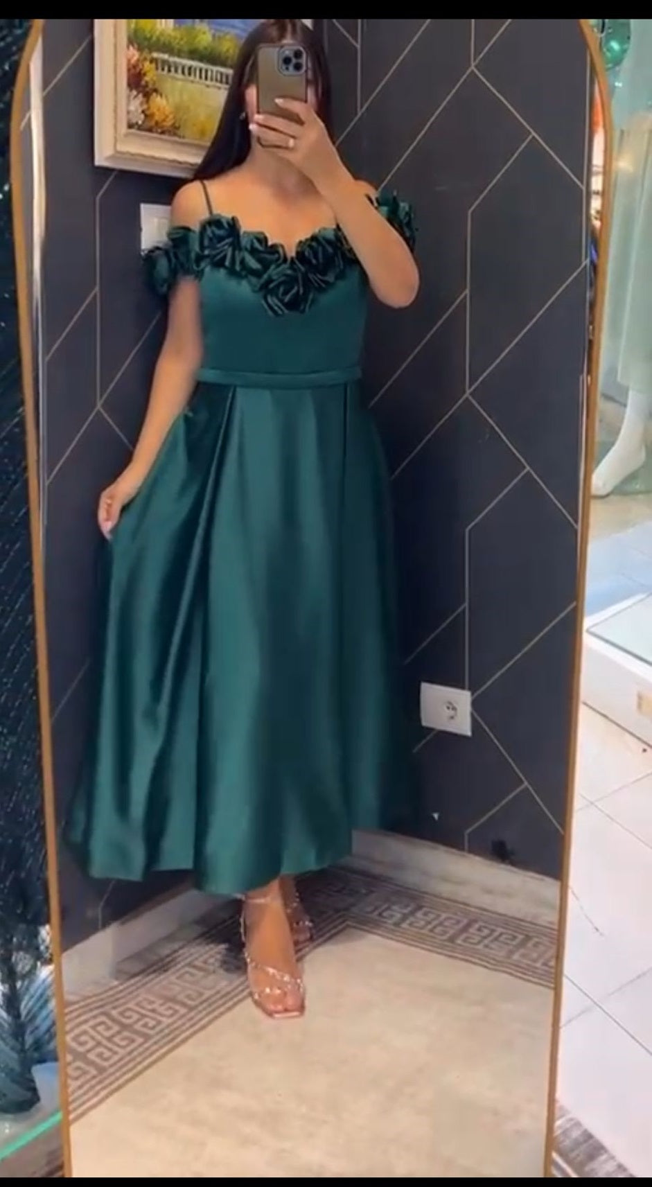 ROCHIE MIMI